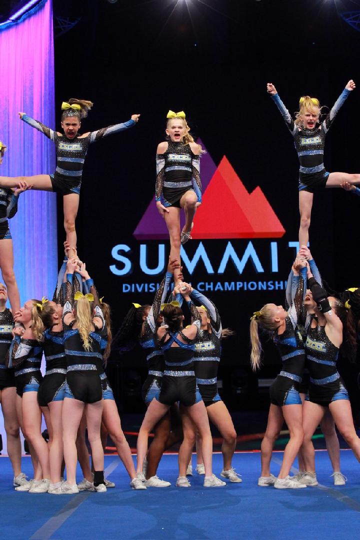 all_star_cheer_summit_stunt_1